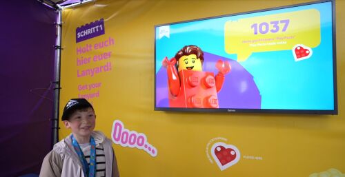 Beim ersten globalen LEGO Festival haben Familien in sieben LEGOLAND Resorts bisher 72.928 Play Pacts abgeschlossen.