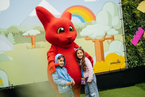 Beim LEGO Festival im LEGOLAND Deutschland Resort gibt es fünf interaktive Bereiche, in denen gebaut, getanzt, gespielt und getüftelt werden kann.